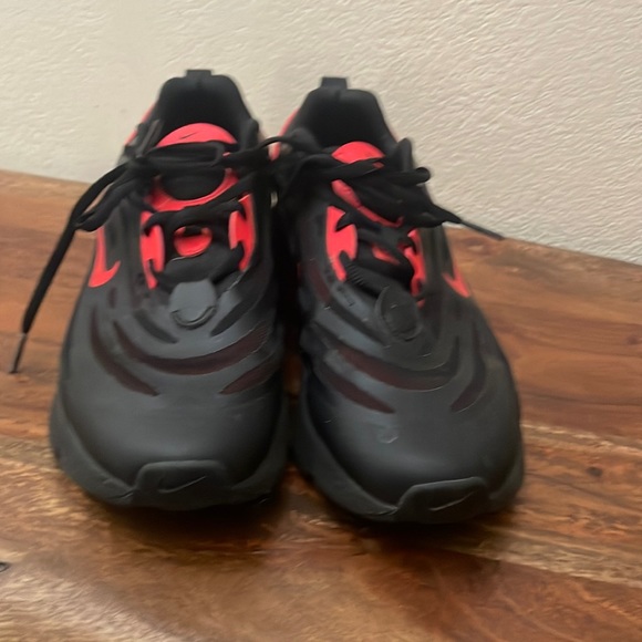 Nike Air Max Exosense Shoes - Picture 2 of 11